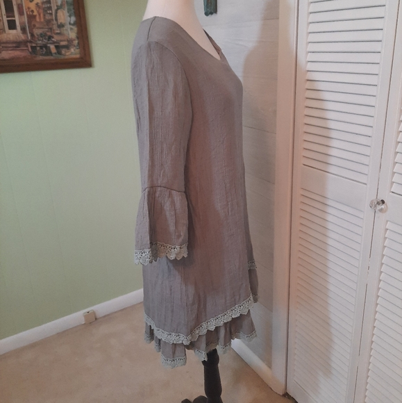 Adorn lace two tier gauze dress medium *4 - Picture 4 of 8